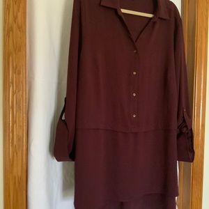 Adyson Parker maroon blouse size 2x. New without tags. V neck with colla…